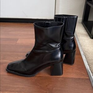 Jeffrey Campbell Black Leather Square-Toe Block Heel Ankle Boots
